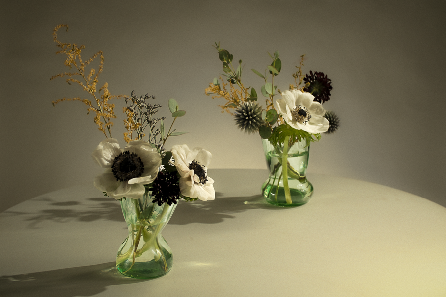 Hourglass Mini Vase